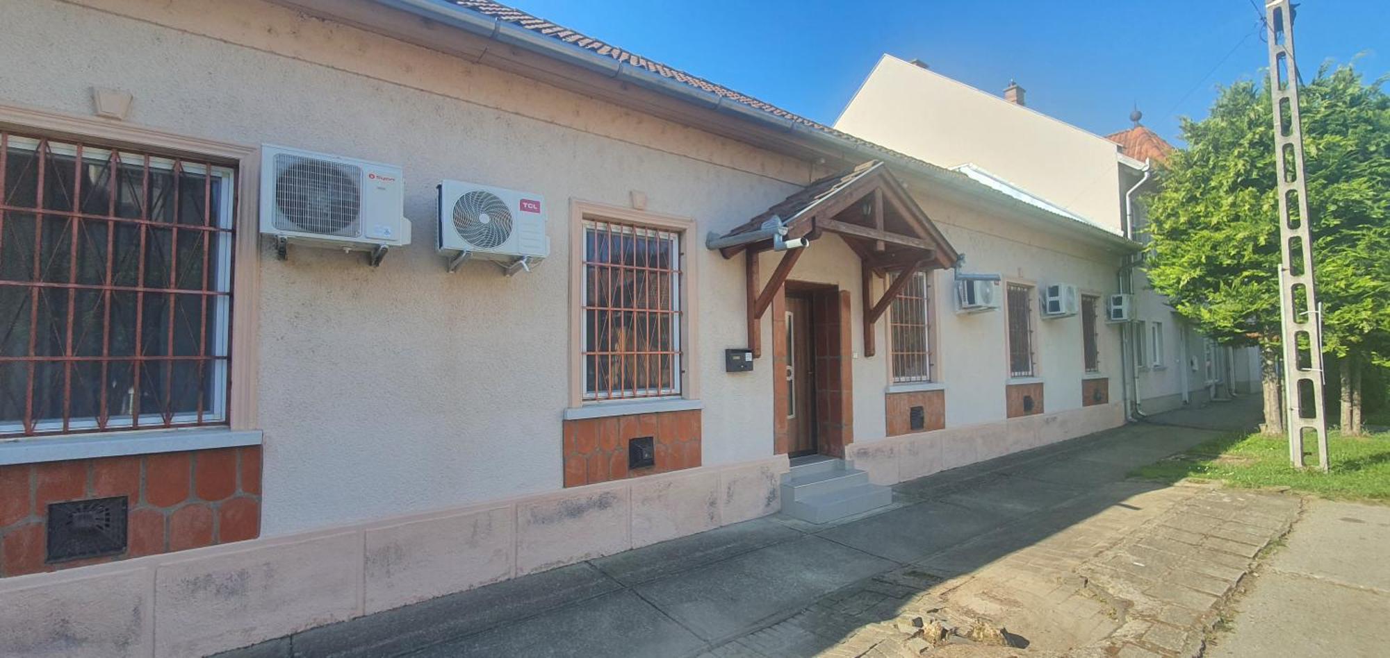 Koelcsey 21 Vendeghaz Otel Hajdúszoboszló Dış mekan fotoğraf